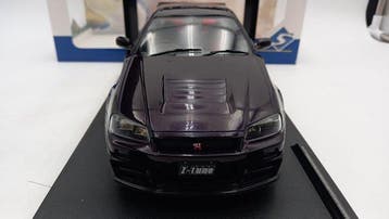 Solido 1:18 - Voiture miniature - Nissan Skyline GT-R (R34)