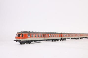 Fleischmann H0 - Rame automotrice (1) - Rame tripartite BR, Nieuw