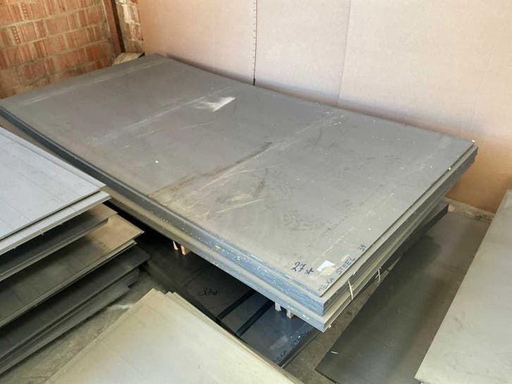 Online veiling - Stalen plaat (6x), Articles professionnels, Machines & Construction | Travail du métal, Enlèvement