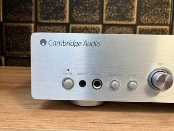 Cambridge - Azur 350A Solid state geïntegreerde versterker, Nieuw