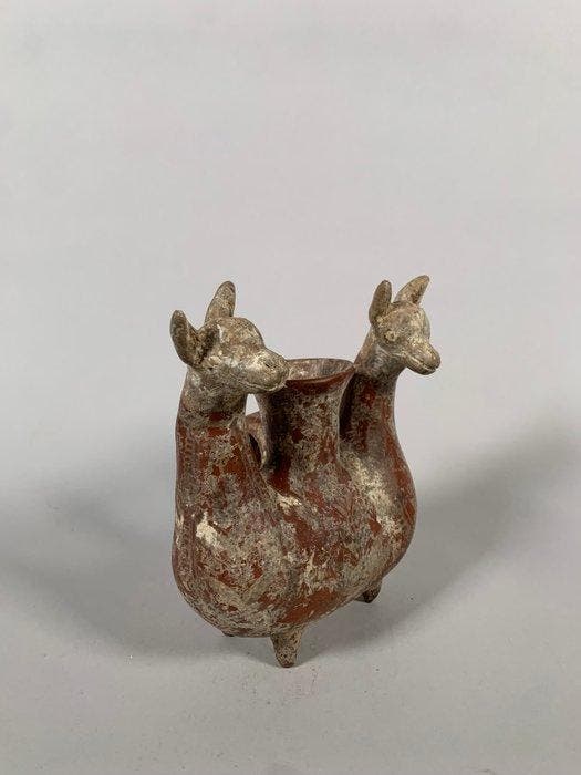 Amlash Terracotta Zoomorfe vaas van terracotta - 19 cm, Collections, Minéraux & Fossiles