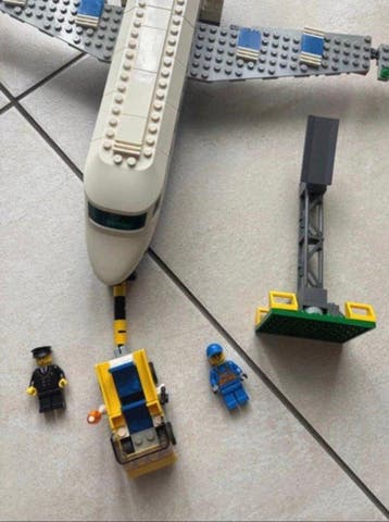 Lego Set - 3181 - City - Passenger Plane