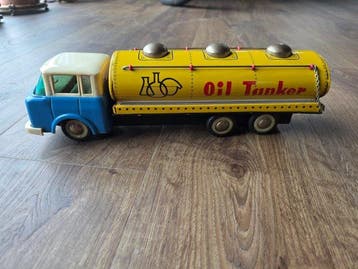 MF China - Blikken speelgoed - MF 201 Oil Tanker, Boxed -