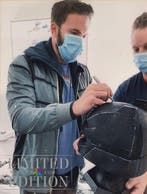 Batman - Ben Affleck signed 1:1 Armored Batman mask replica, Verzamelen, Nieuw