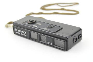 Yashica Atoron Electro with Yashinon 18mm Analoge camera