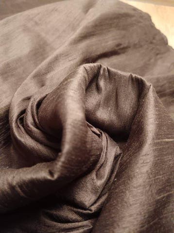 Shantung de soie E 699 1,30 x 5,50 m - Textile - 550 m - 130