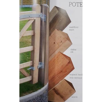 Poteau de portail en bois avec tête diamantée en chêne 2,30