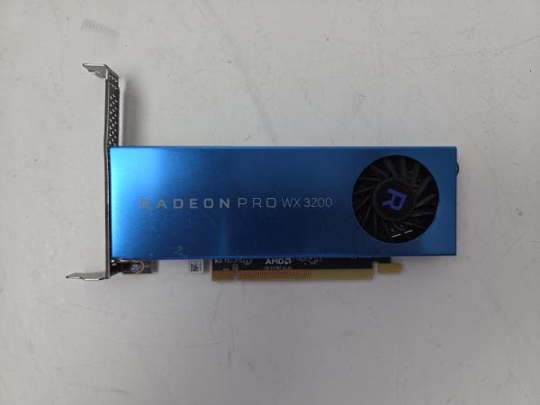 Veiling - AMD RADEON PRO WX 3200 4GB GDDR5 Videokaart, Computers en Software, Videokaarten