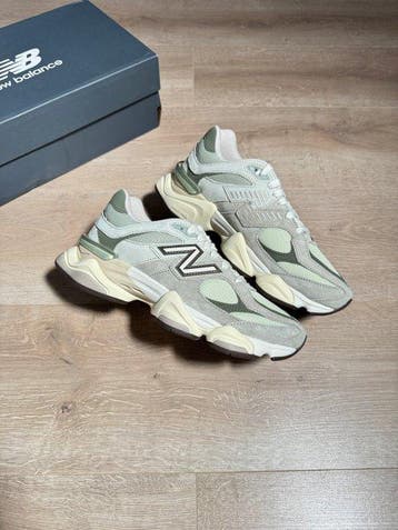 New Balance - Sneakers - Maat: EU 41.5 - Nieuw met tags