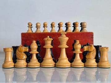 German Chess Set – eleganckie drewniane szachy, dociane