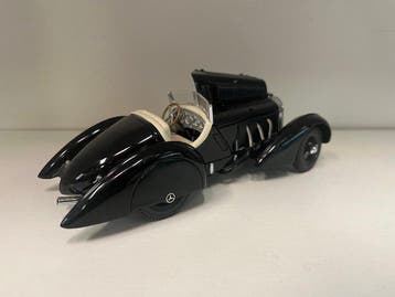 CMC 1:24 - Modelauto - Mercedes-Benz SSK (1932), Nieuw