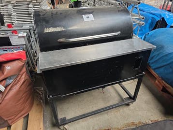 Verrijdbare pallet BBQ Traeger BBQ 125