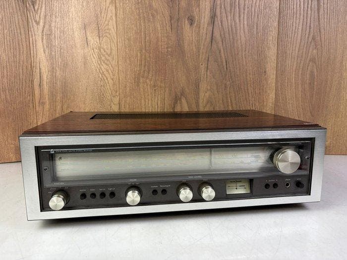 Luxman - R-1033 Solid state stereo receiver, Audio, Tv en Foto, Radio's