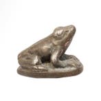 Égypte ancienne Argent Amulette en perles de grenouille, Antiquités & Art
