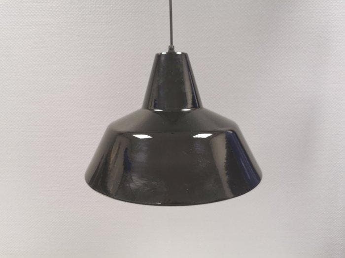 Louis Poulsen - Plafondlamp - Workshop - Emaille, Antiek en Kunst, Antiek | Verlichting