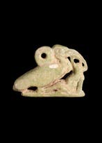 Égypte ancienne, période tardive Faïence verte Amulette de