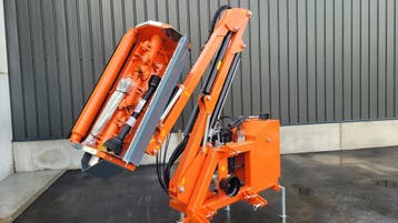 Bras débroussailleur pour tracteur 90/110 CV -com. manuelles, Outils d'élagage