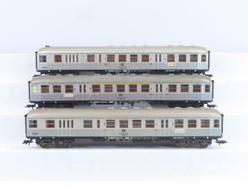 Fleischmann H0 - 5120/5121 - Wagon de passagers pour trains, Hobby en Vrije tijd, Nieuw