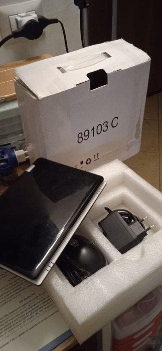 custom:Generic/unknown custom:netbook/UMPC Windows CE 6.0 -