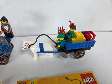 Lego Set - Castle - LEGO Crusaders Cart 1877 + LEGO