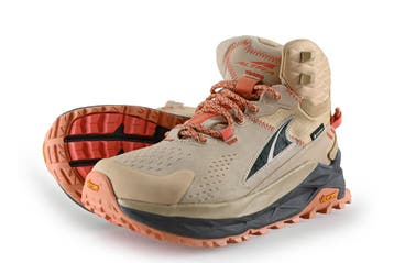 Altra Sportschoenen in maat 37½ Oranje, Verzenden, Sportschoenen, Oranje, Zo goed als nieuw