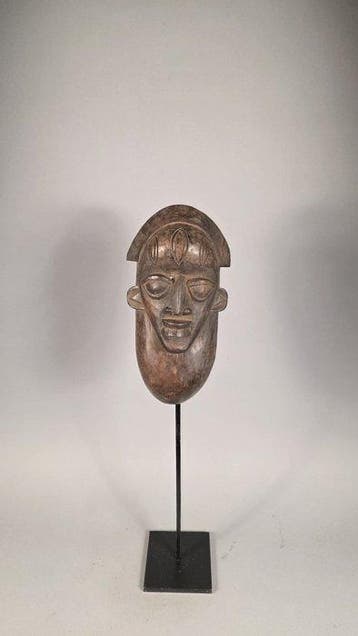 Houten masker - Yoruba - Nigeria (Zonder minimumprijs)