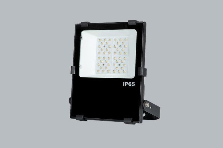 TM Led verlichting LED Breedstraler 150W 4000K Helder Wit, Autos : Divers, Outils de voiture, Envoi