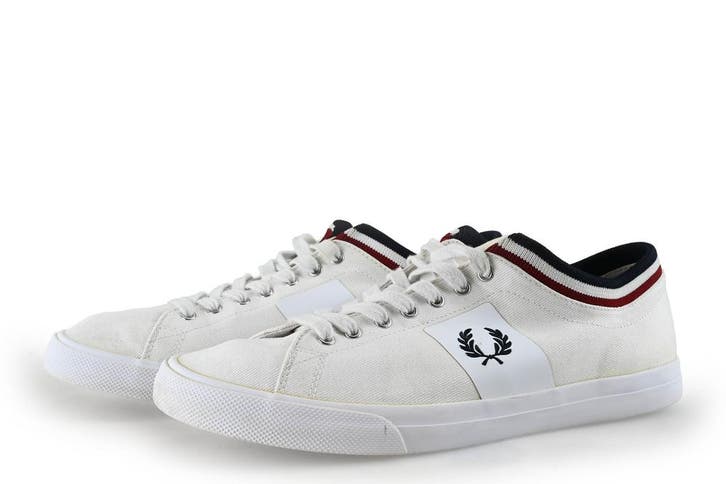 Fred Perry Sneakers in maat 45 Wit, Kleding | Heren, Schoenen, Wit, Zo goed als nieuw, Sneakers, Verzenden
