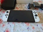 Nintendo - Switch - Nintendo Switch OLED - Handheld gaming