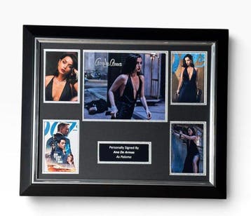 James Bond 007: No Time To Die - Ana de armas Singed Photo -, Nieuw