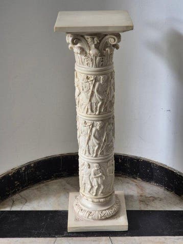 Kolom - Griechisch-Römischer Stil – Säule / Podest mit