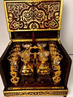 Cave a liqueur marqueterie Boulle - Cristal BACCARAT -