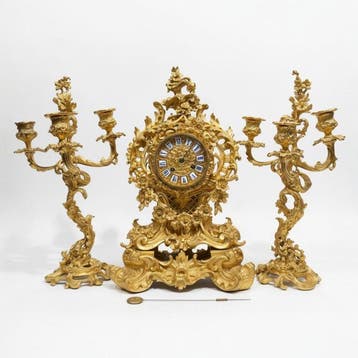 Klok en garnituur set - Antiek Brons - 1850-1900
