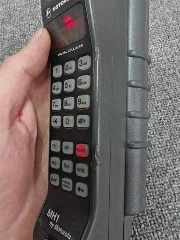 Motorola MH1 - Mobiele telefoon, Nieuw