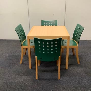 Complete set tafel + 4 stuks stoelen, beuken - groen, Gebruikt, Bureau