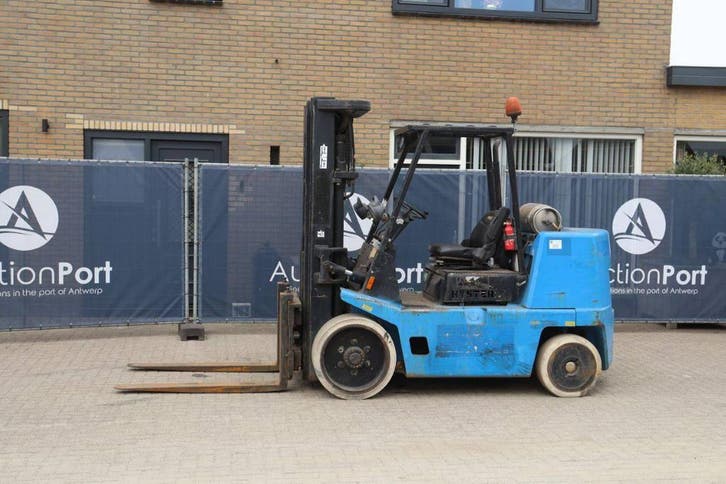 Veiling: Heftruck Hyster LPG 6500kg 4.6m 2003, Zakelijke goederen, Machines en Bouw | Heftrucks en Intern transport, Ophalen