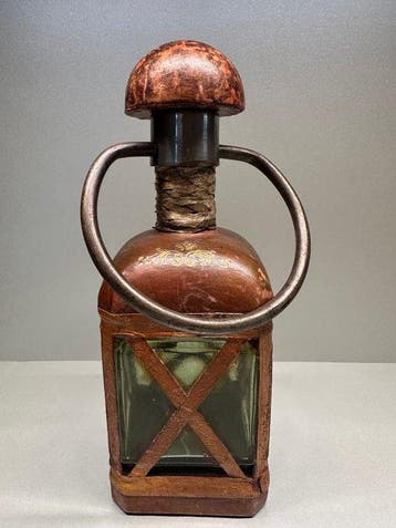 Fles (2) - Glas, Leder, Antiek en Kunst