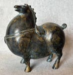 Beeld, Uniek Tang-Dynasty stijl paard - 17 cm - Brons, Antiek en Kunst