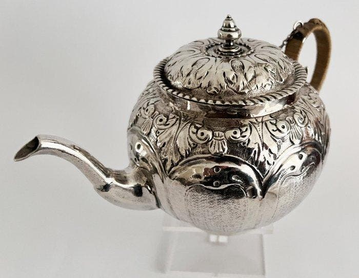Theepot - .934 zilver - Theepot zilver uit 1737, Antiek en Kunst, Antiek | Zilver en Goud