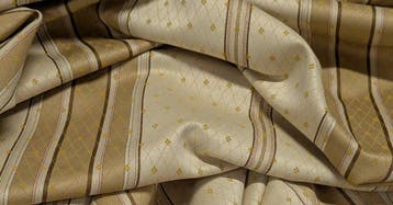 Jacquard di Prestigio fine pezza – Avorio Caldo con Accenti