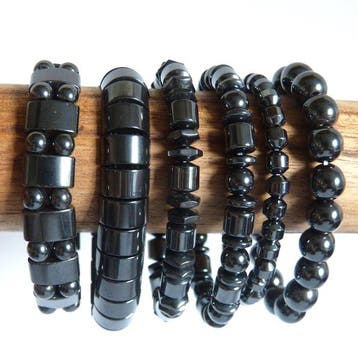 Collectie hematietarmbanden- 228 g, Verzamelen