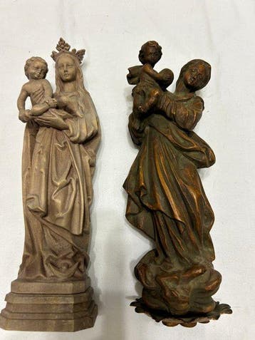 Houten beeldhouwwerken - Madonna met Kind (2) - Hout - 1900