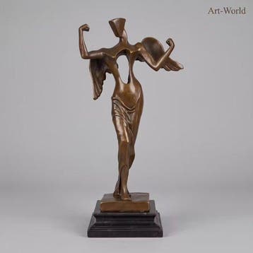 Statue, Surrealistische engel 40 cm / 4.2 kg. Naar: Salvador, Antiek en Kunst