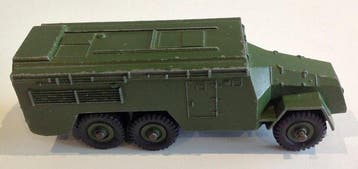 Dinky Toys - Véhicule militaire miniature (3) - Armoured