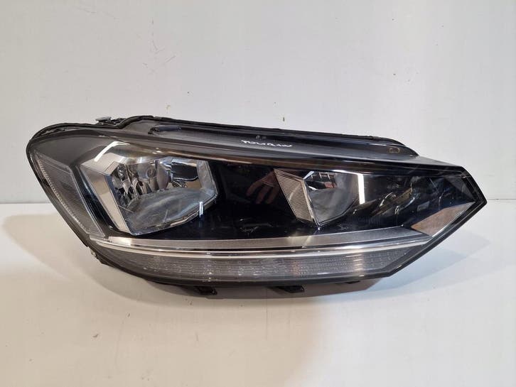 VW Touran 5TA rechter voorlamp 5TB941006A, Autos : Pièces & Accessoires, Éclairage, Envoi