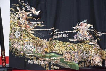 Zwarte tomesode-kimono - Japan - Halverwege de, Antiek en Kunst