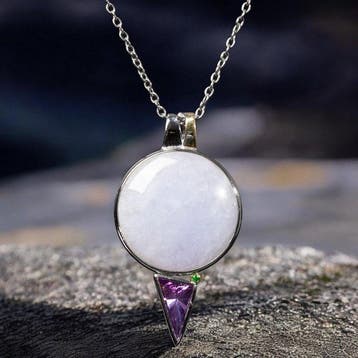 Eeuwige Harmonie: Lavendeljade, Amethist en Smaragd hanger -, Verzamelen