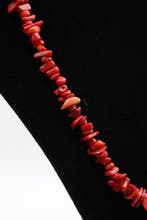 Bloedkoraal - Natuurlijke Mediterrane vrije-vorm chipketting