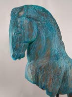 Salvatore Alibrio - Prancing horse - bronze effect