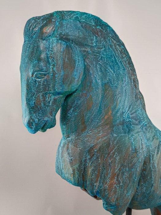 Salvatore Alibrio - Prancing horse - bronze effect, Antiek en Kunst, Kunst | Designobjecten